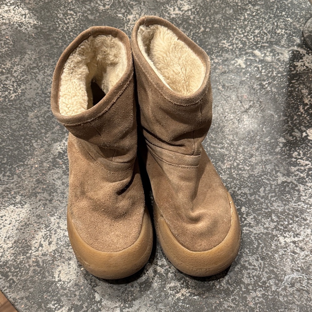 Zara Suede Kids Boots with Cozy Sherpa Lining